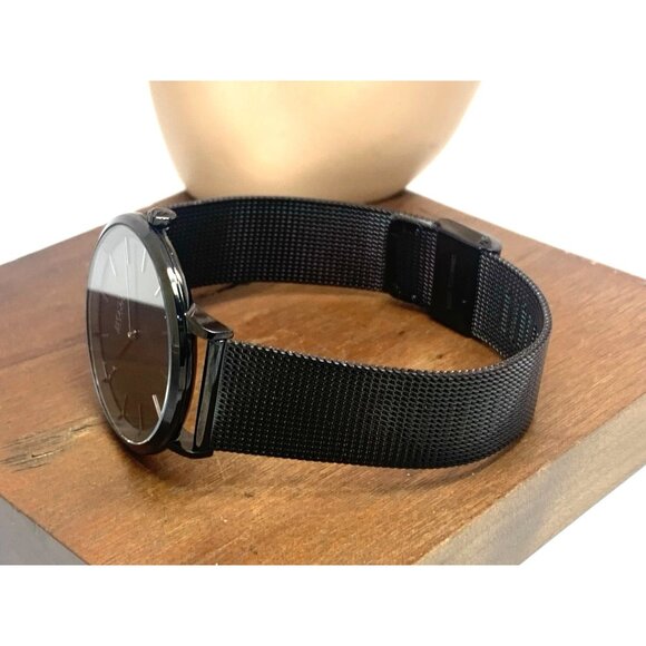 Hugo Boss Men's Watch 1513826 Quartz Skyliner Black Dial Mesh Steel Band 40mm - Picture 8 of 13